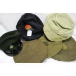 Mixed post-war visor caps and Tam O shanters (6). P&P Group 2 (£18+VAT for the first lot and £3+