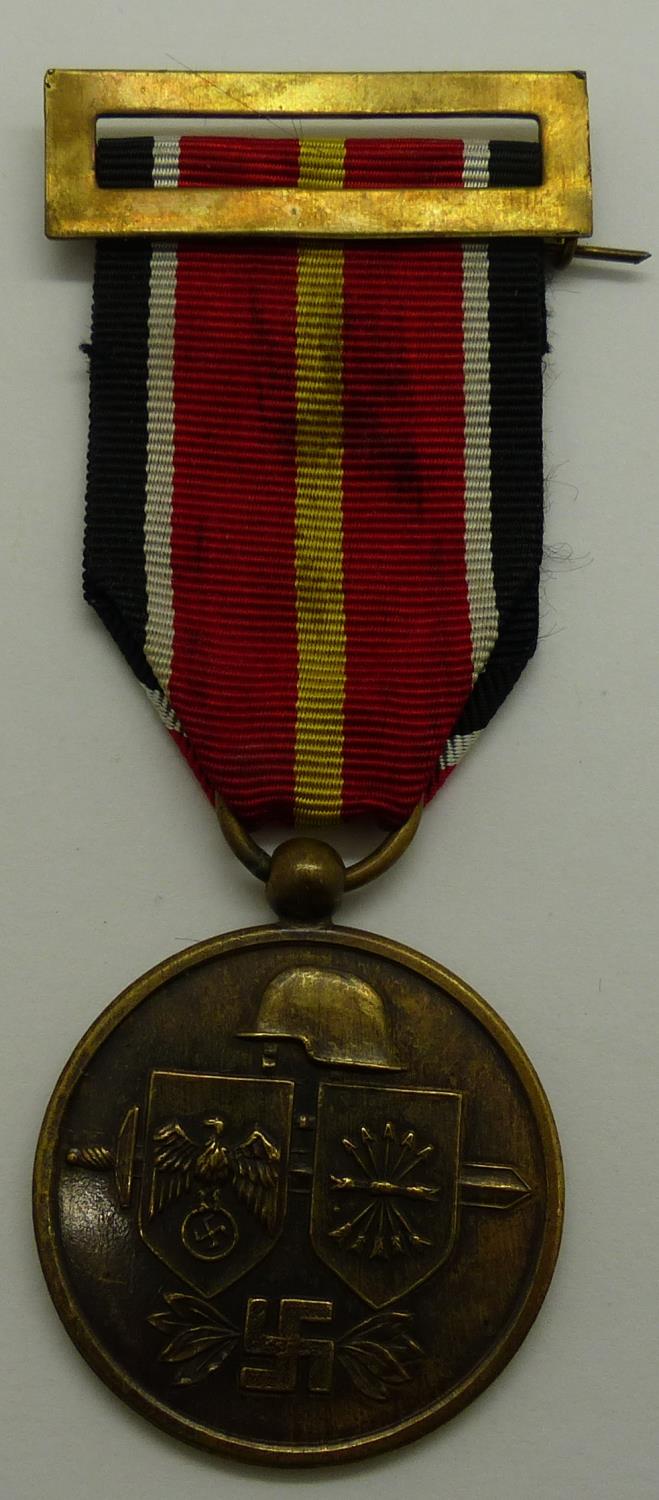 German Blue Division Eastern Front medal, presented to Spanish volunteers. P&P Group 1 (£14+VAT