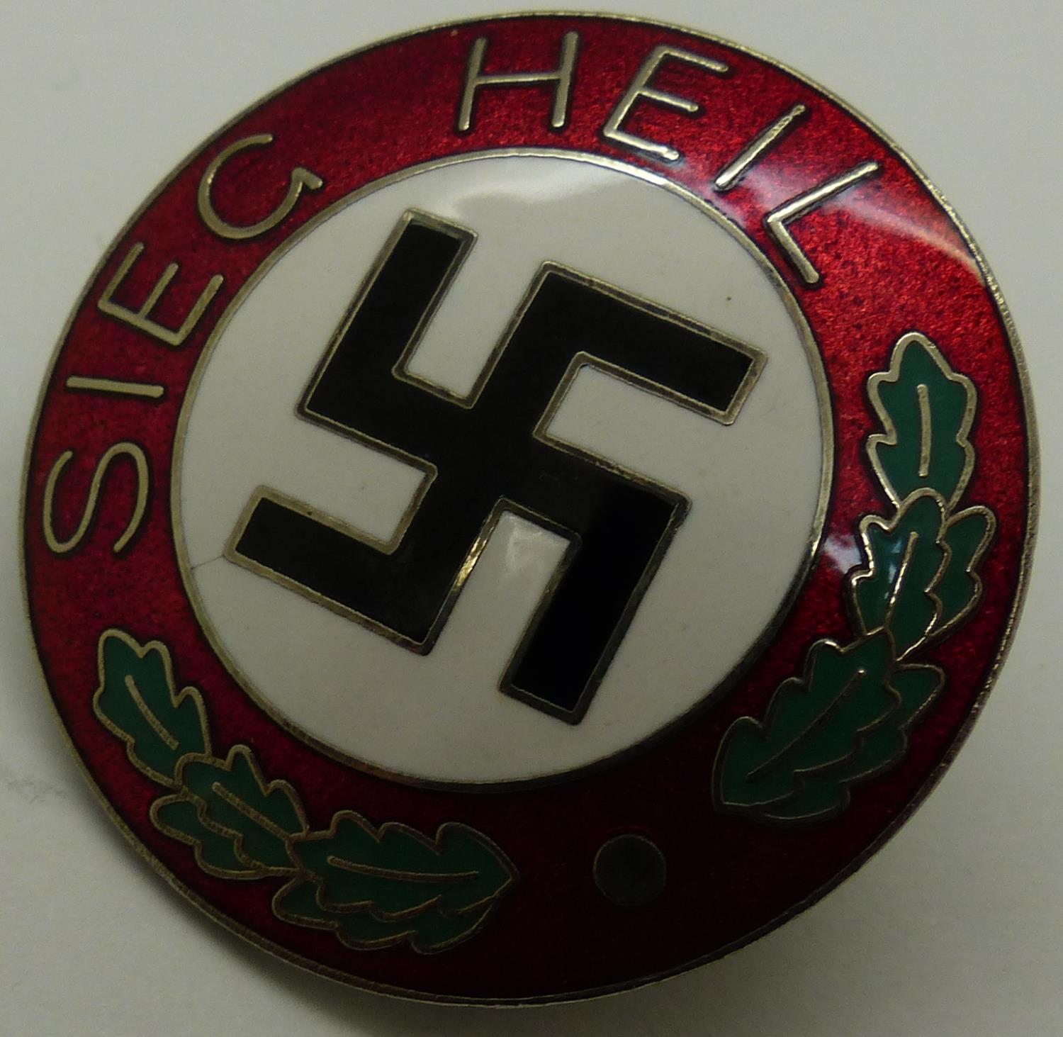 German party members enamelled white metal lapel badge. P&P Group 1 (£14+VAT for the first lot