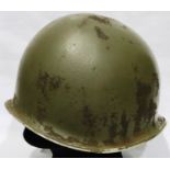 WWII US 28th Infantry Division swivel bale front seam helmet. P&P Group 2 (£18+VAT for the first lot
