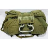 Rare Vietnam War period US Airborne troops reserve chute, complete, buckles by Davis Aircraft