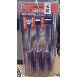 New and unused three piece wood chisel set. P&P Group 1 (£14+VAT for the first lot and £1+VAT for