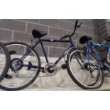 Classic Auto mens bike with seven gears and 20 inch frame, no charger present. Not available for