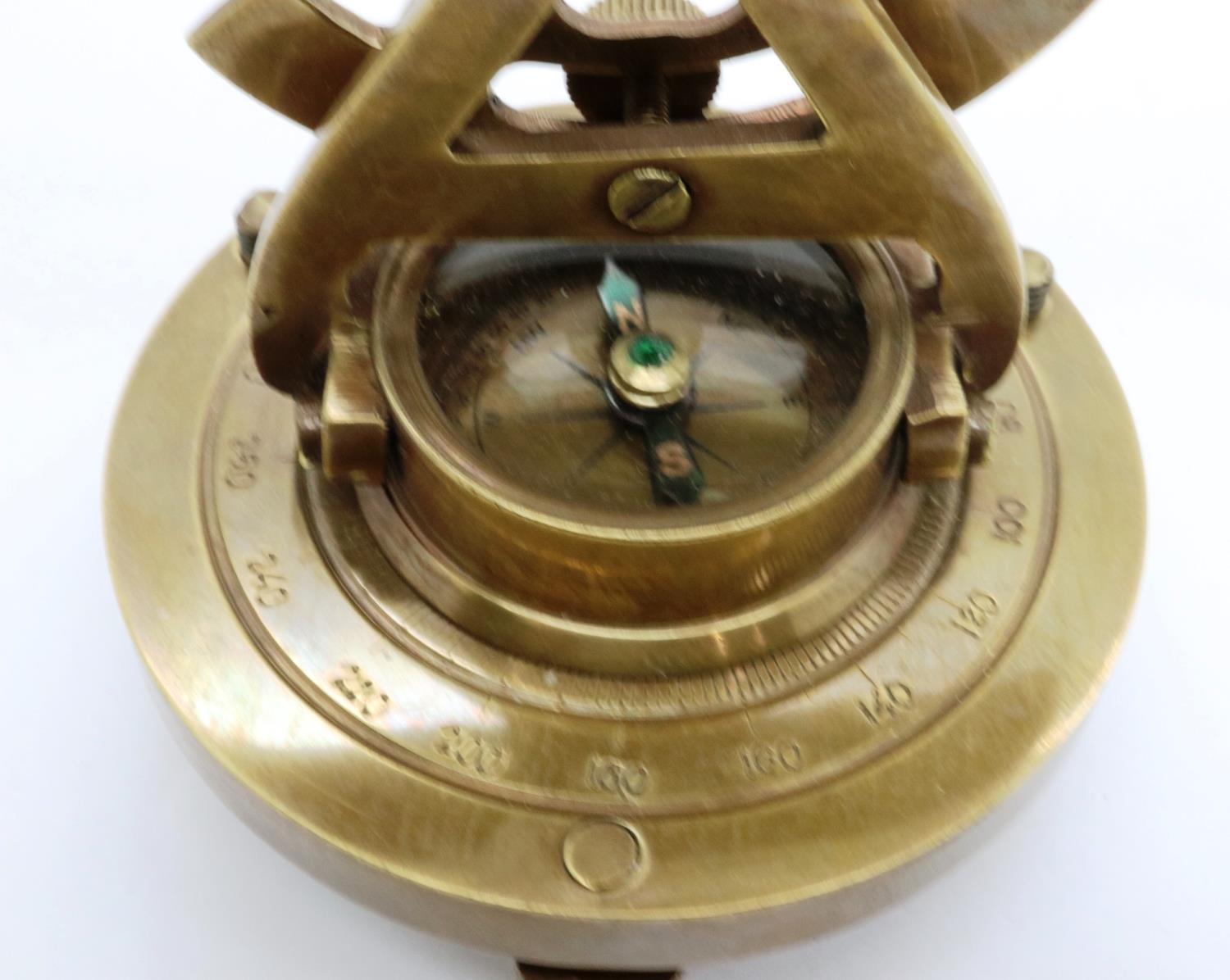 Miniature brass telescope and compass, H: 10 cm. P&P Group 2 (£18+VAT for the first lot and £3+VAT - Image 4 of 4