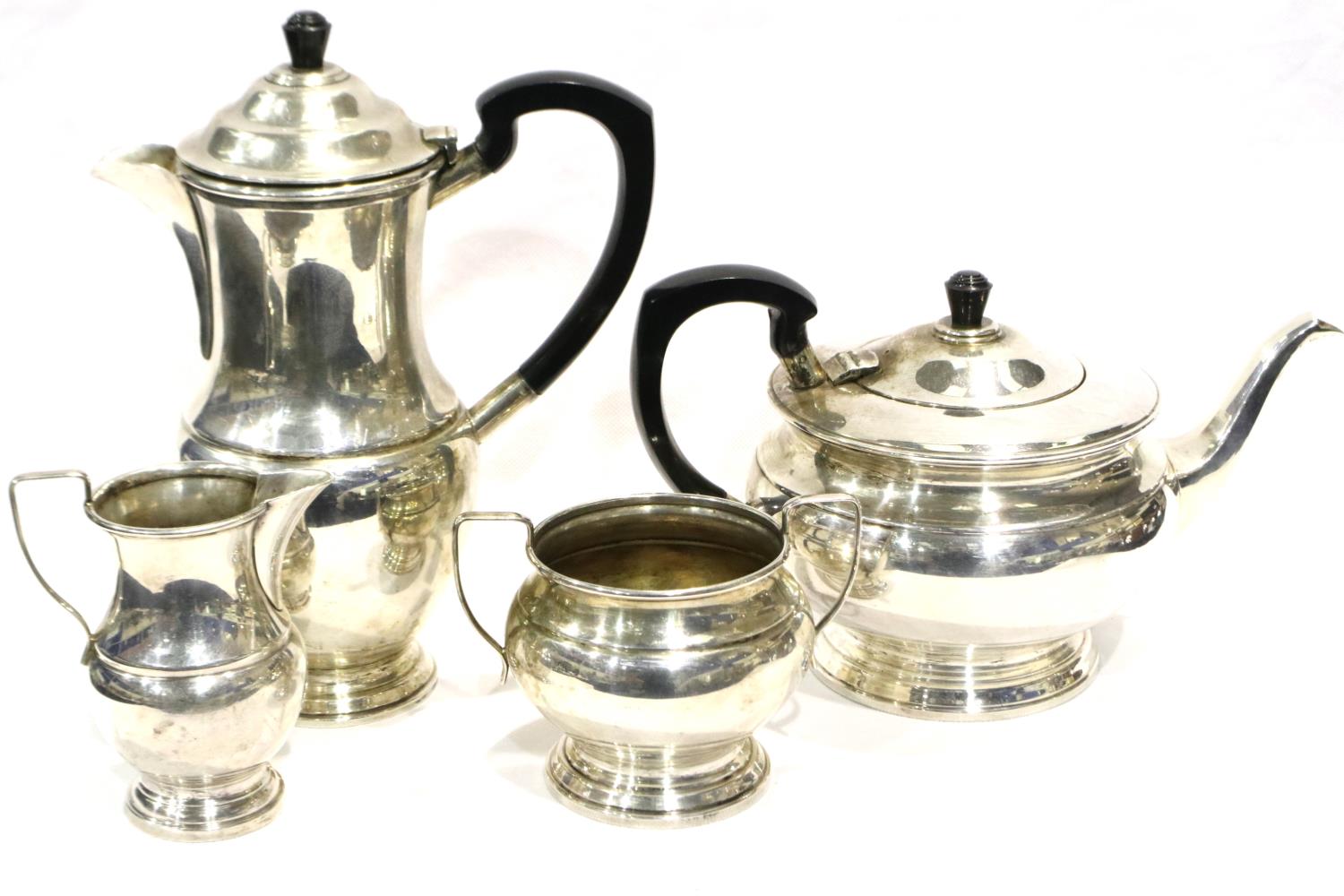 Garrard & Co four piece silver plated tea set, water jug H: 26 cm. P&P Group 3 (£25+VAT for the