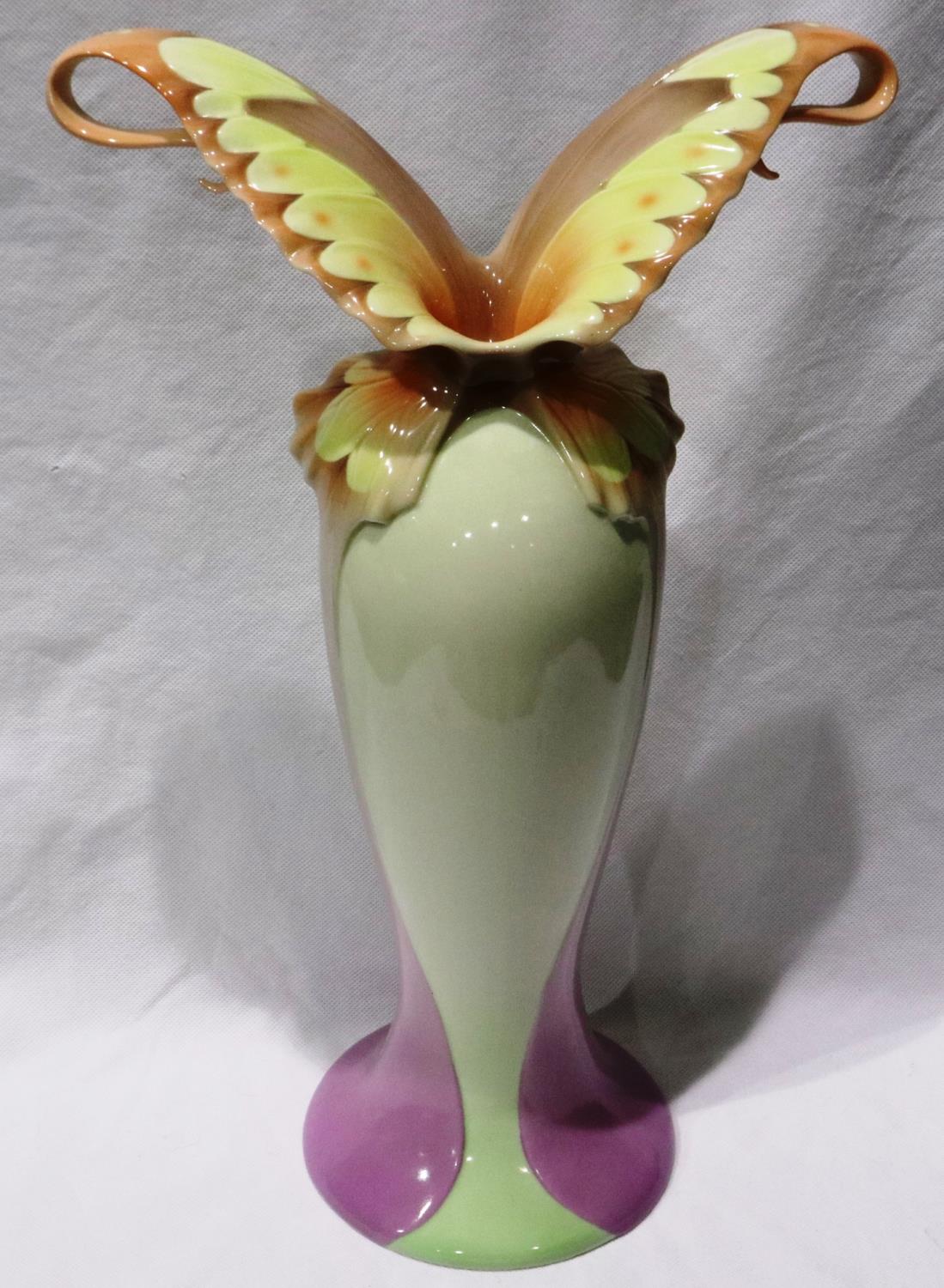 Large Franz butterfly vase, H: 41 cm, no cracks or chips. Not available for in-house P&P