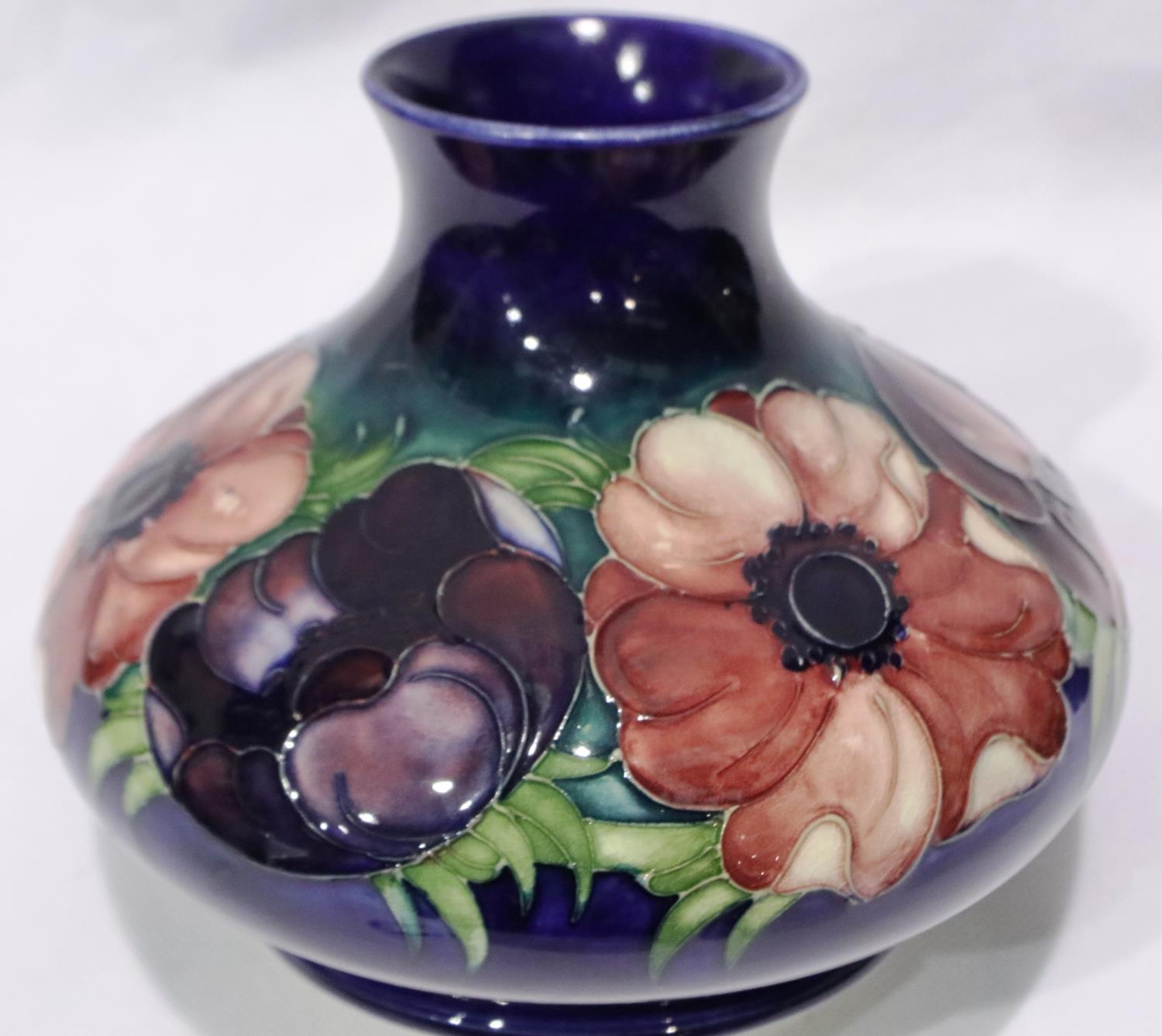 A Moorcroft squat form vase in the Pansies pattern, H: 12 cm, boxed, no cracks or chips. P&P Group 2 - Image 2 of 4