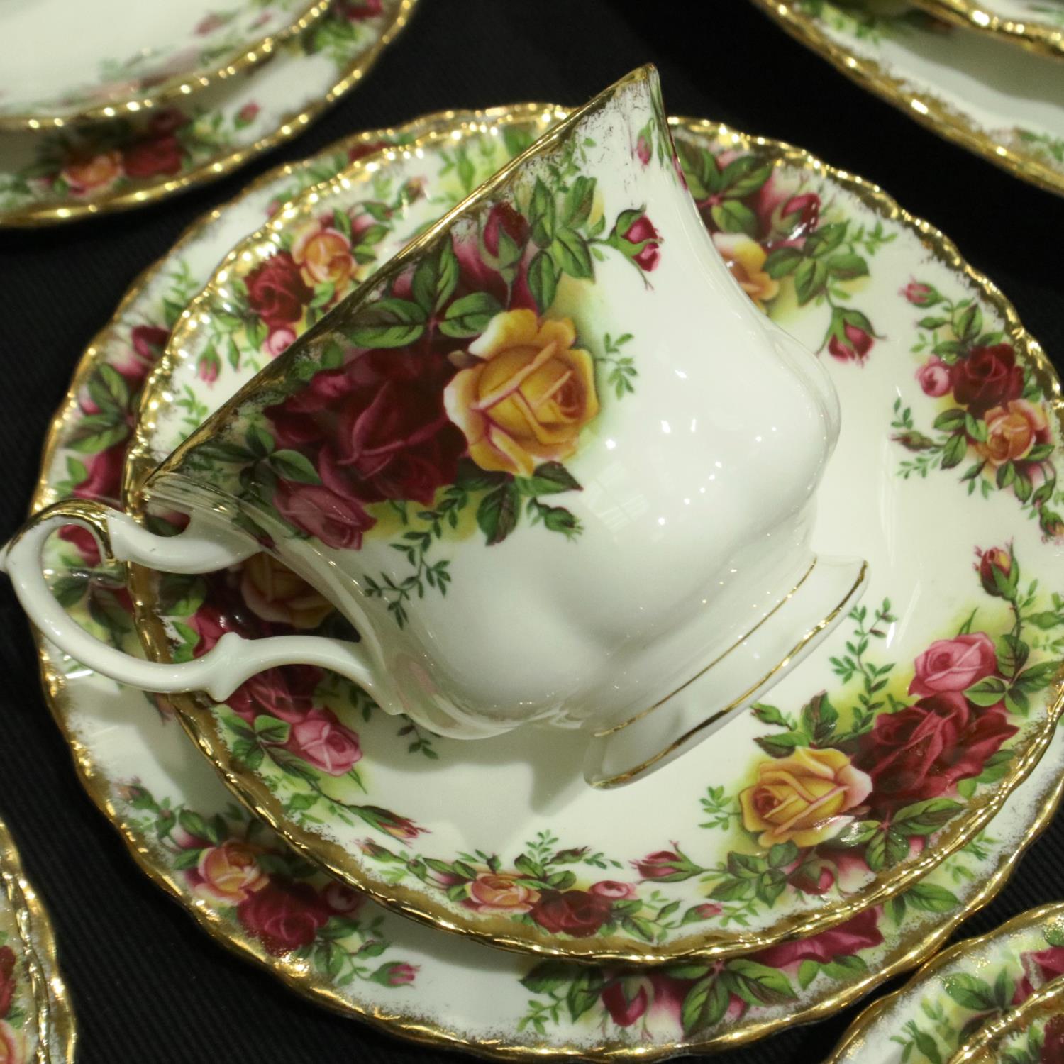 Fifty five pieces of Royal Albert Old Country Roses including a dinner service and two clocks, no - Image 2 of 3