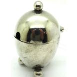 Mappin & Webb hallmarked silver tri footed mustard pot in the form of an egg, Sheffield assay, H: 65