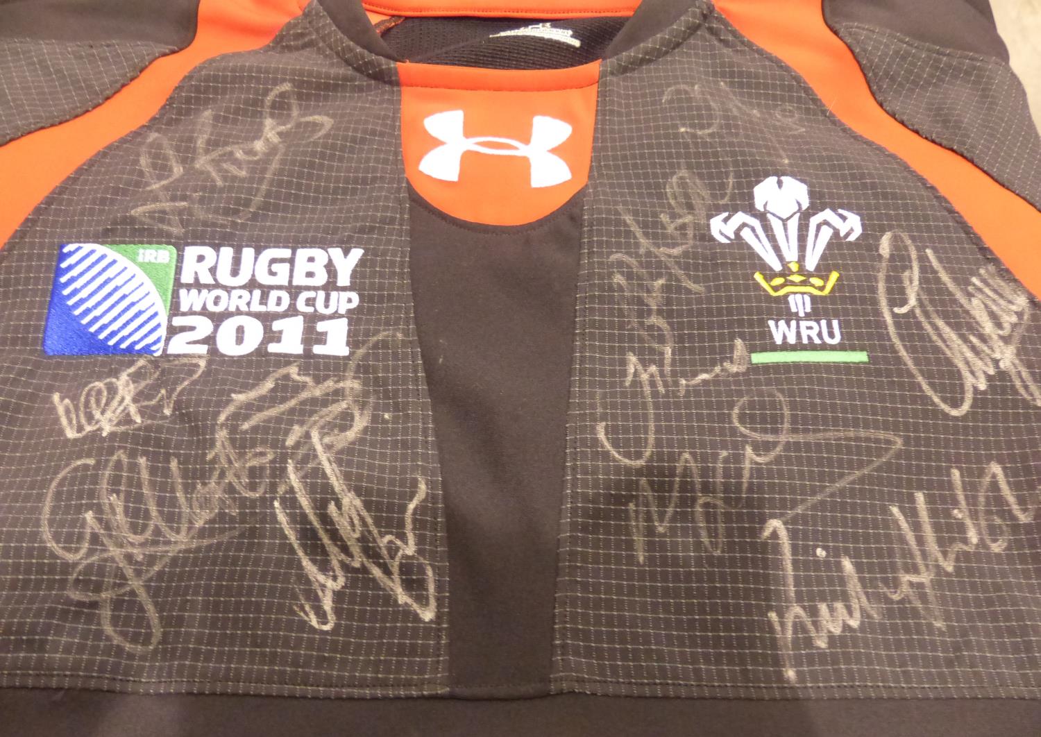 Welsh rugby union signed 2011 world cup shirt. P&P Group 1 (£14+VAT for the first lot and £1+VAT for - Image 3 of 4