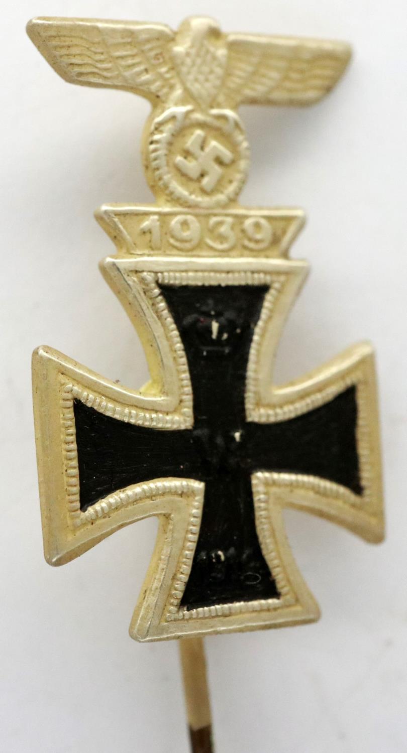 WWII German Iron Cross 1st class, with Spange stick pin in original box. P&P Group 1 (£14+VAT for