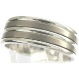 Gents platinum and titanium band ring, size O/P, 7.8g. P&P Group 1 (£14+VAT for the first lot and £
