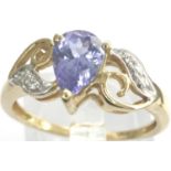 9ct gold amethyst and diamond ring, size N/O, 1.9g. P&P Group 1 (£14+VAT for the first lot and £1+