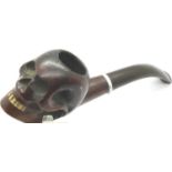 Briarwood skull form smokers pipe, L: 14 cm. P&P Group 1 (£14+VAT for the first lot and £1+VAT for
