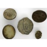 Tudor to Civil War ornate dress buttons. P&P Group 0 (£5+VAT for the first lot and £1+VAT for