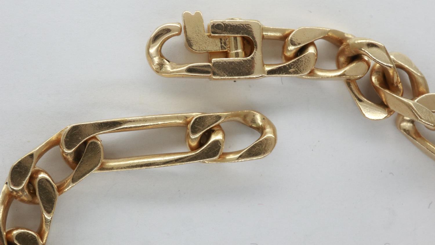Presumed 9ct gold identity bracelet, inscribed Julie, L: 21 cm, 16.1g. P&P Group 1 (£14+VAT for - Image 3 of 3