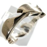 Georg Jensen 18ct white gold Fusion design band ring, size M, 5.1g. P&P Group 1 (£14+VAT for the