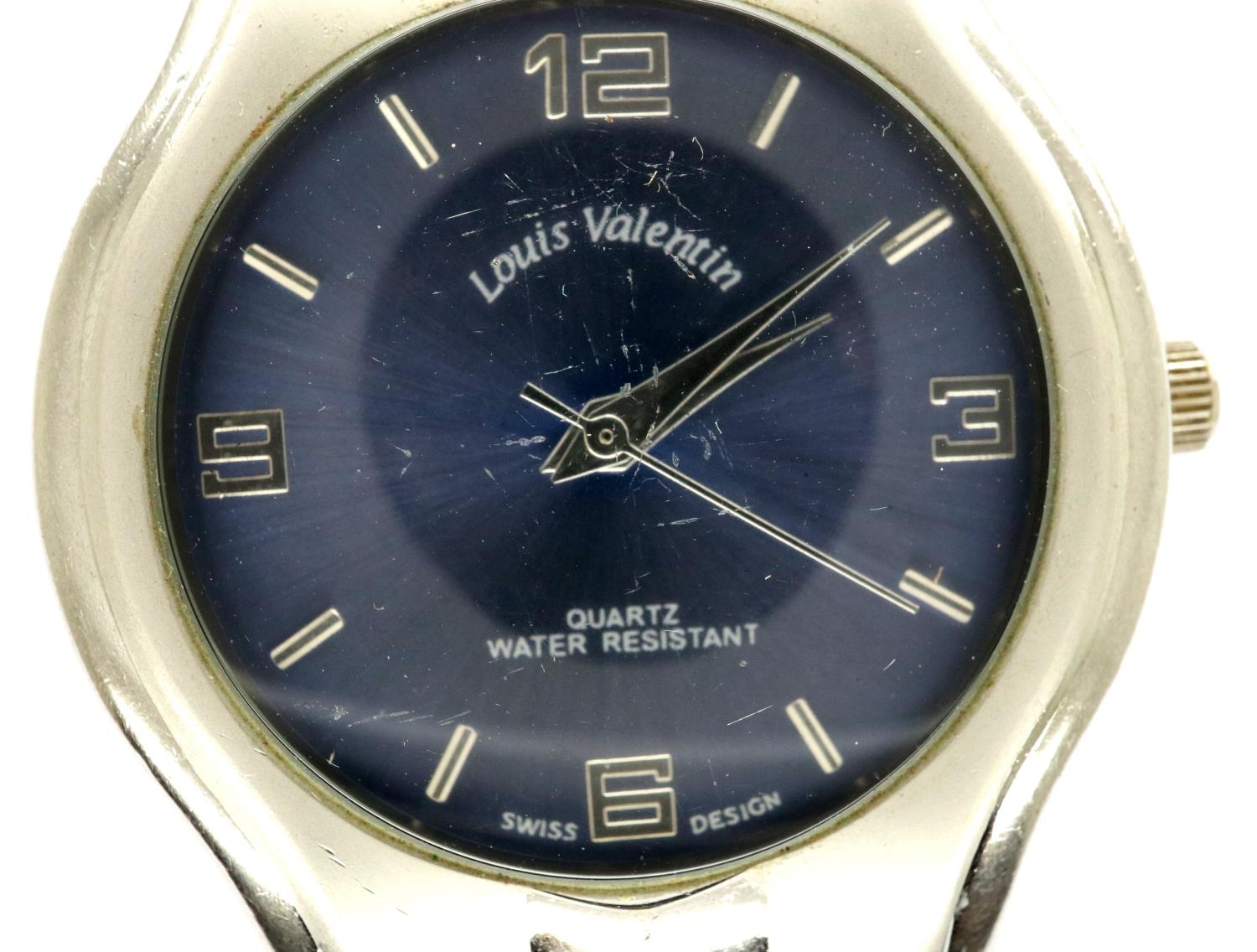 Louis Valentin: Gents quartz wristwatch on a stainless steel bracelet, working at lotting. P&P Group - Image 2 of 3