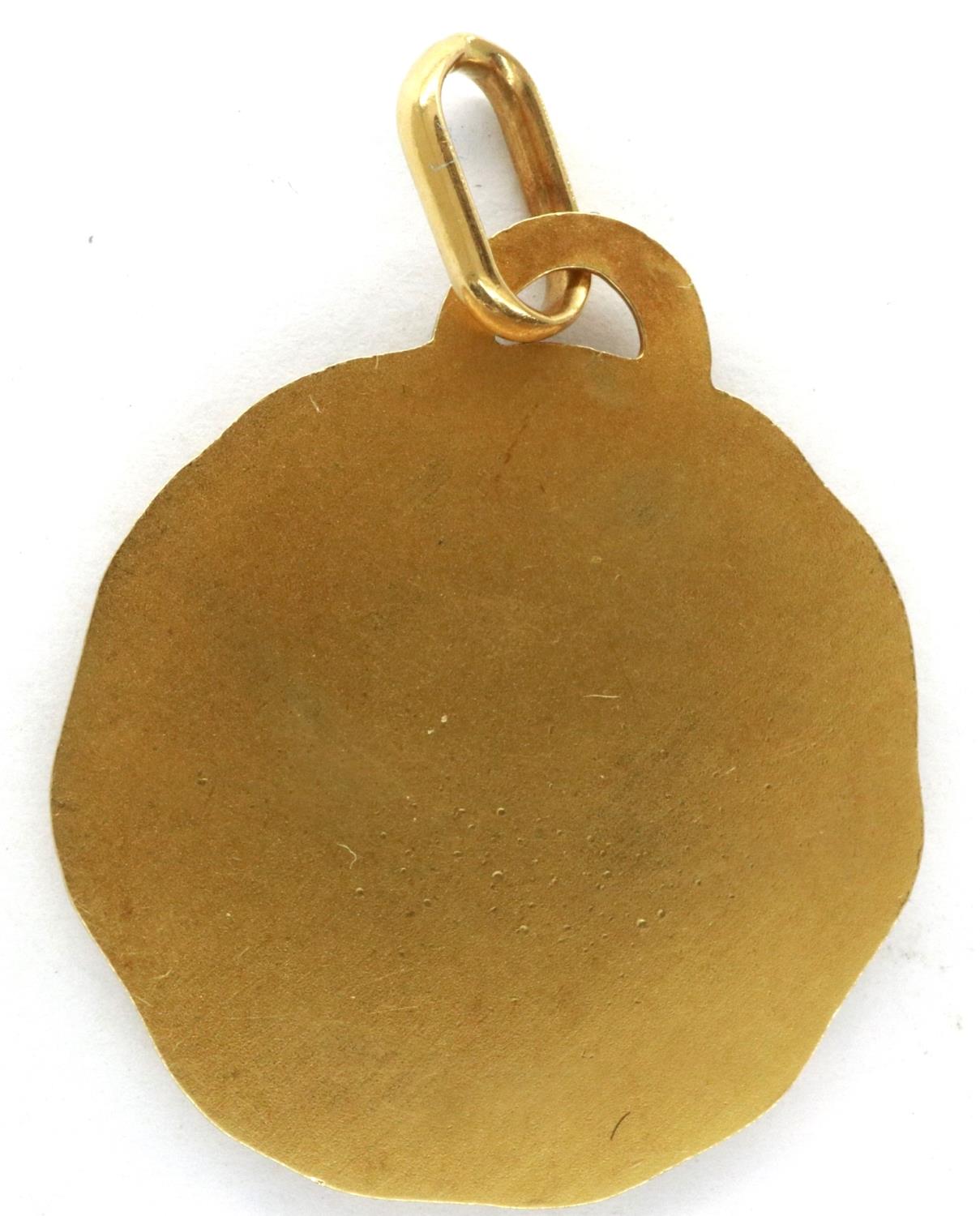 Yellow metal religious pendant, L: 30 mm, 4.6g. P&P Group 1 (£14+VAT for the first lot and £1+VAT - Image 2 of 2