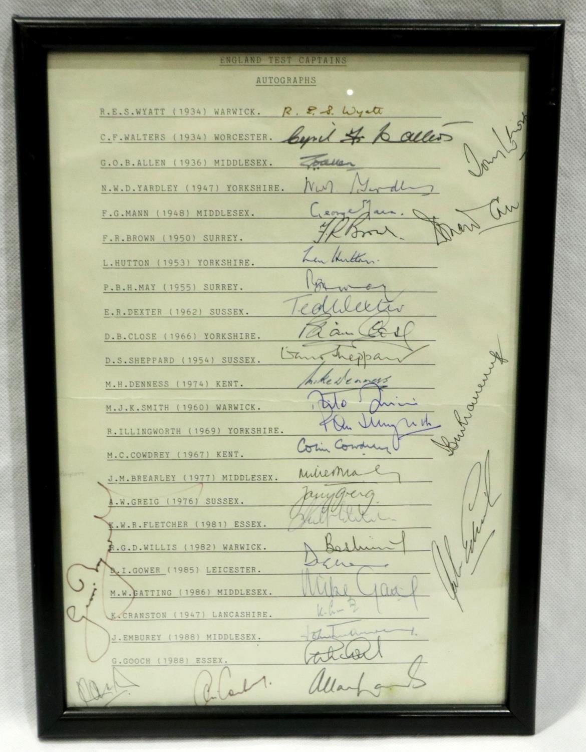 England Cricket Test Captains autographs, 1934-1988. Excluding frame: P&P Group 1 (£14+VAT for the