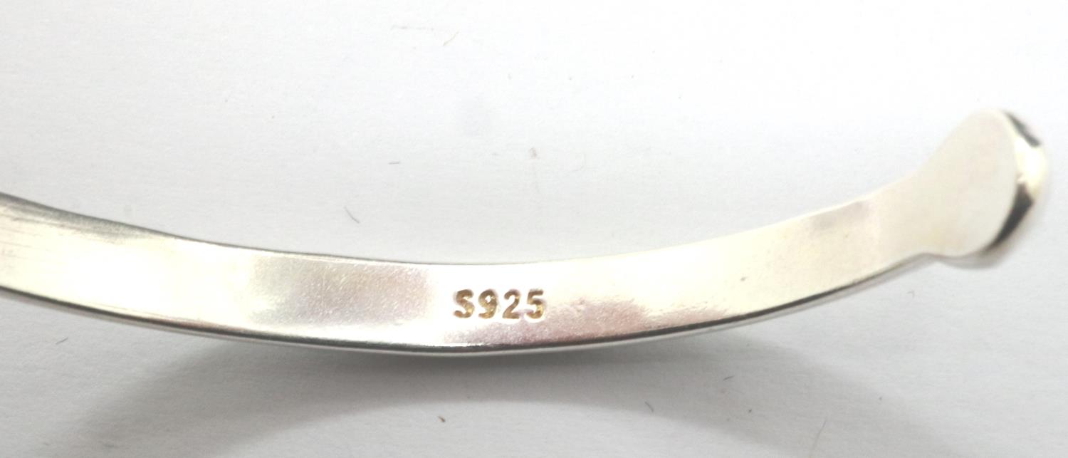 Two 925 silver bangles, largest D: 70 mm. P&P Group 1 (£14+VAT for the first lot and £1+VAT for - Image 3 of 3