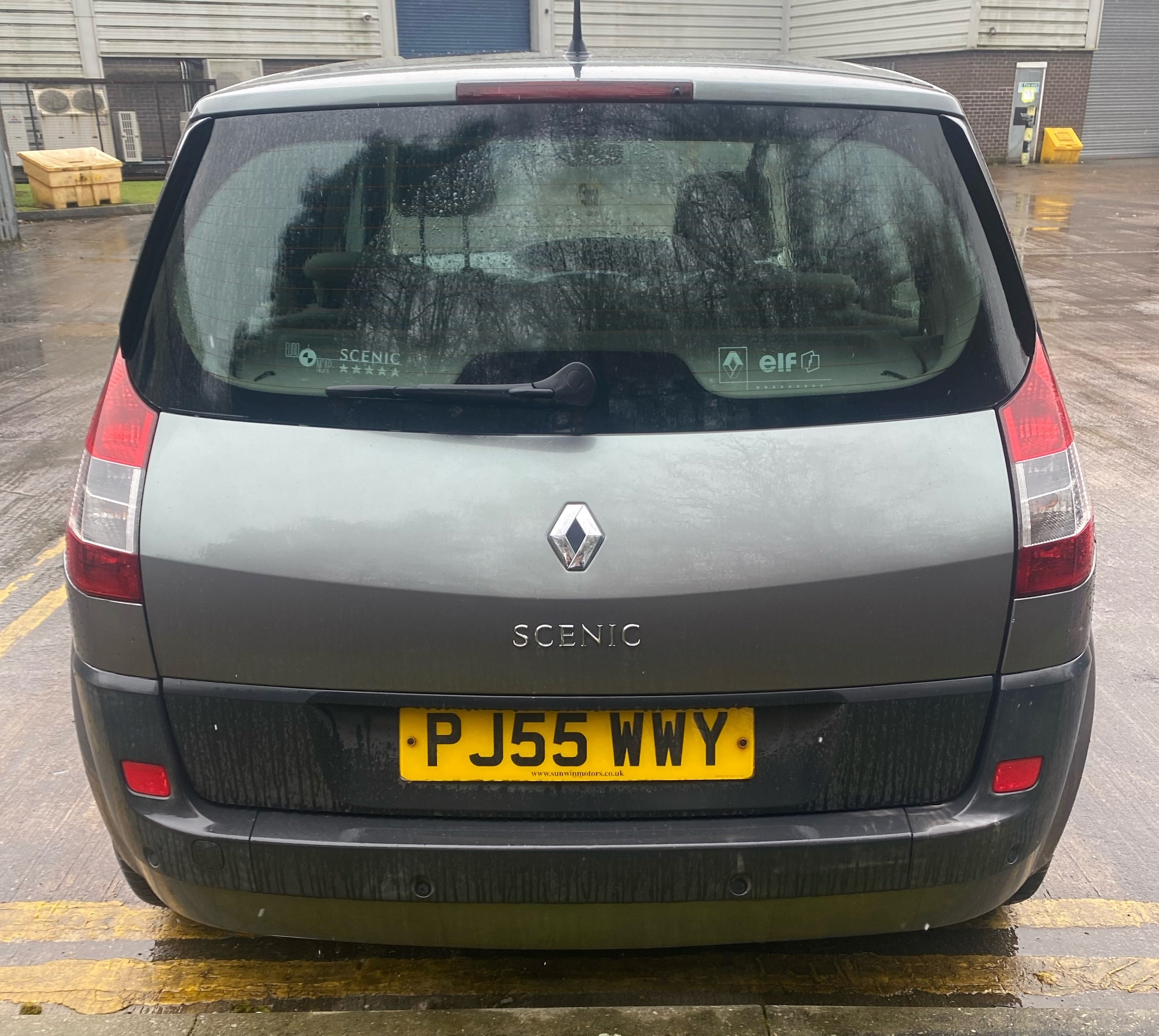 Renault Scenic Expression VVT, Grey, Reg PJ55 WWY, Miles 83,162, MOT expires 20/09/2023, 1.6 litre - Image 4 of 5