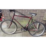 Diamondback Sorrento mens mountain bike 21 speed. Not available for in-house P&P