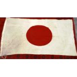 WWII Japanese flag, 90 x 150 cm. P&P Group 1 (£14+VAT for the first lot and £1+VAT for subsequent