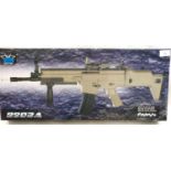 New old stock Scar airsoft assault rifle, model 8902A, spring powered, factory sealed. P&P Group