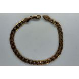 9ct gold curb link bracelet, L: 18 cm, 7.3g. P&P Group 1 (£14+VAT for the first lot and £1+VAT for