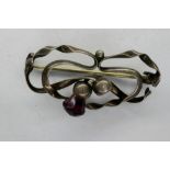 Charles Horner silver brooch set with amethyst, one stone missing, L: 40 mm, 2.8g. P&P Group 1 (£