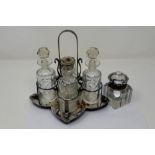 Glass and silver plated topped cruet together with an inkwell. P&P Group 3 (£25+VAT for the first