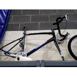 Mens 23 inch frame Giant Defy road bike. Not available for in-house P&P
