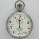 VENNER: steel cased stop watch, type A4, number 13508, working at lotting, lens damaged. P&P Group 1