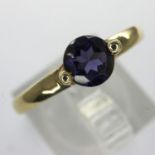 9ct gold solitaire ring set with amethyst, size O, 1.8g. UK P&P Group 1 (£16+VAT for the first lot