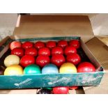 Selection of mixed snooker balls. Not available for in-house P&P