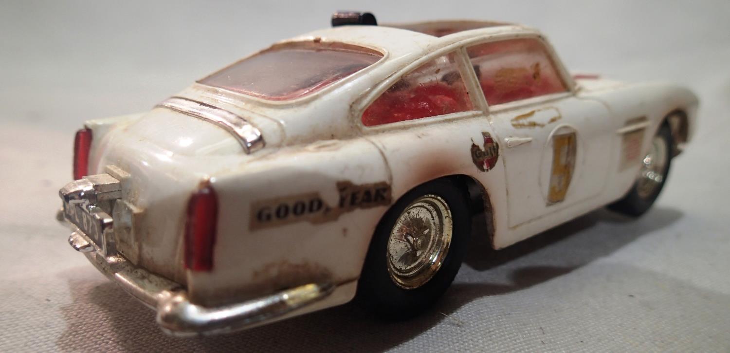 Scalextric Triang James Bond Aston Martin and Mercedes cars, as found, original condition, need - Image 5 of 21