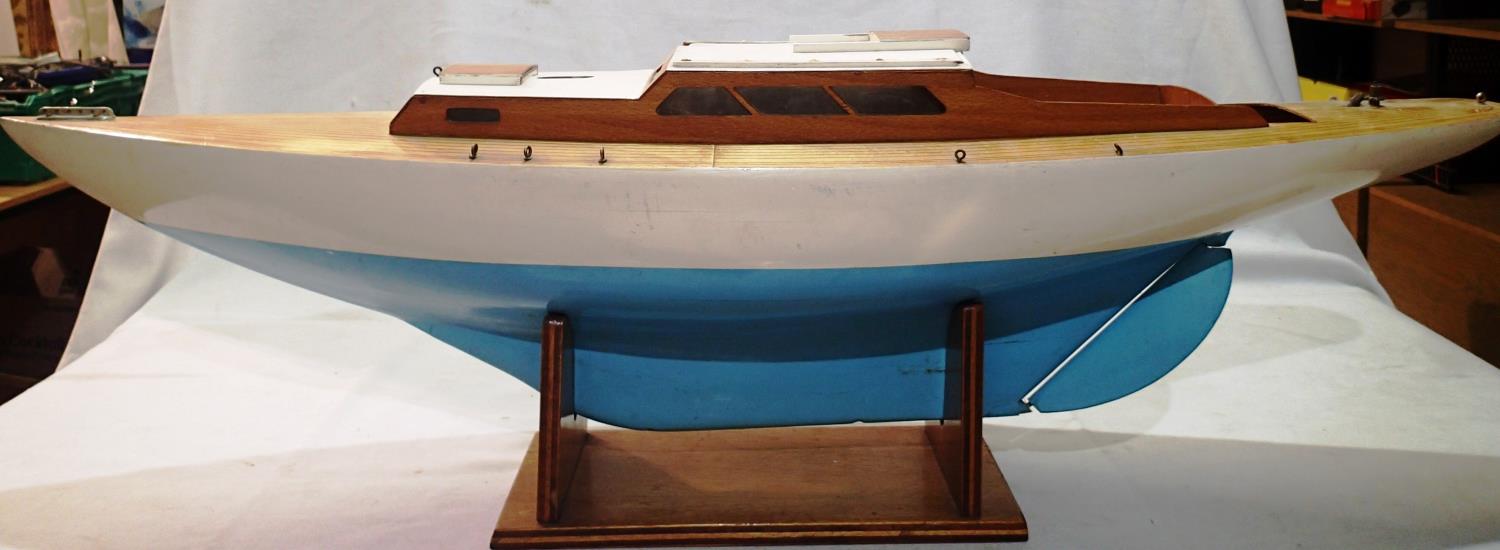 Wooden pond yacht, L: 92 cm, plank on frame construction, Hull only, no mast, sails etc, complete