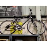 Schwinn sport Adventure 21 speed mens bike with 20 inch frame. Not available for in-house P&P