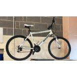 Raleigh mustang mans 18 speed 18 inch frame bike. Not available for in-house P&P