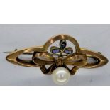 8ct gold (333) Art Noveau style brooch, set with pearl and blue topaz, L: 40 mm, 1.8g. UK P&P