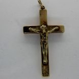 9ct gold crucifix pendant, H: 50 mm, 11.2g. UK P&P Group 0 (£6+VAT for the first lot and £1+VAT