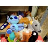 Mixed soft toys including Lilo and Stitch. UK P&P Group 3 (£30+VAT for the first lot and £8+VAT