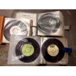 Collection of singles. UK P&P Group 2 (£20+VAT for the first lot and £4+VAT for subsequent lots)
