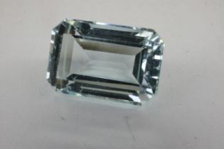 Natural emerald cut loose aquamarine stone: 2.52ct, L: 15 mm, H: 12 mm. UK P&P Group 1 (£16+VAT