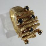 9ct gold ring set with sapphires, size N, 5.3g. UK P&P Group 1 (£16+VAT for the first lot and £2+VAT