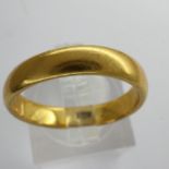 22ct gold wedding band, size N, 4.6g. UK P&P Group 1 (£16+VAT for the first lot and £2+VAT for