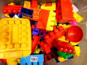 Mixed toys mainly building blocks. Not available for in-house P&P