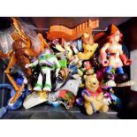 Quantity of mixed toy figurines. UK P&P Group 3 (£30+VAT for the first lot and £8+VAT for subsequent