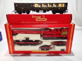 OO scale Hornby R197 75 ton crane, in excellent condition, wear to box, plus Triang R328 Pullman car